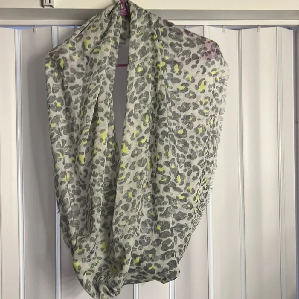 [AEO] infinity scarf